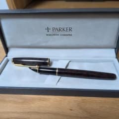 PARKER 万年筆 マーブル模様 ゴールドトリムのサムネイル