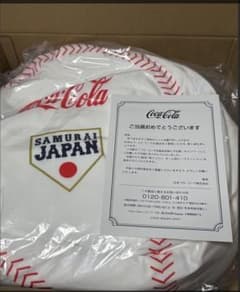 Coca-Cola SAMURAI JAPAN ボール型クッション - メルカリ