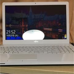 富士通 ノートパソコン LIFEBOOK AH30のサムネイル