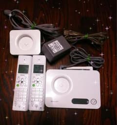 中古美品！ シャープ JD-S10CW-W留守番電話機のサムネイル