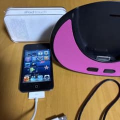 Apple iPod touch 64GB with built-in speaker
