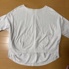 カットソーのサムネイル