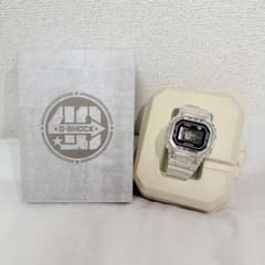 カシオ G-SHOCK 40周年記念モデル クリア DW-5040RX-7JRのサムネイル