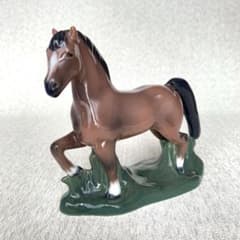 美品】 ロイヤルコペンハーゲン フィギュリン 干支 2014年 馬 - メルカリ