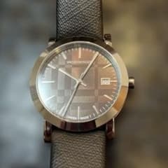 週末値下げ！BURBERRY BU1775 腕時計 シティ ブラウン - メルカリ