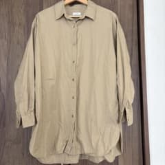 10月6日までの出品！LOWRYS FARM 大きめ長袖シャツ ベージュのサムネイル