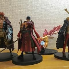 ONE PIECE フィギュアのサムネイル