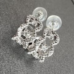 ◇ヴァンドーム青山 pt ダイヤピアス サンテュールブリエ - メルカリ