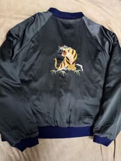 未使用近 別珍 ２面用 虎龍 Thrifty Look 日本限定スカジャン 美品 未使用近 別珍 2面用 虎龍 Thrifty Look 日本限定スカジャン 美品