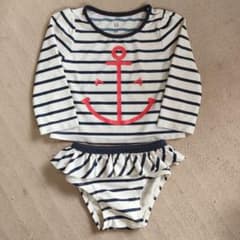 baby GAP 90　ストライプ ラッシュガード ビキニセットのサムネイル