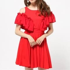 【あびる優着用】オフショルフレアワンピースのサムネイル