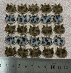 ハンドメイド用　猫チャーム　25個②のサムネイル