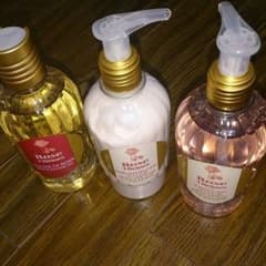 ロクシタンのシャンプー ヘアコンディショナー ボディ用洗浄料のサムネイル
