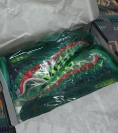 新品 未使用 29 Air Max 95 Big Bubble Bandanaのサムネイル