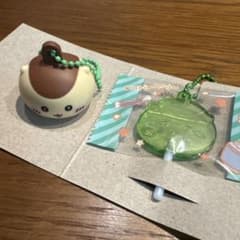 ちいかわ くりまんじゅう キャンディ風チャーム　リップキャップマスコットのサムネイル