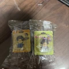 モンチッチ ミニチュア キーホルダー 2種セットのサムネイル