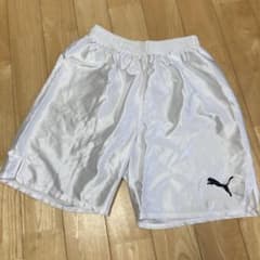 PUMA キッズ ハーフパンツ （おまけアディダス白パンツ）のサムネイル