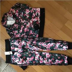 新品未使用 タグ付き アディダスジャージのサムネイル