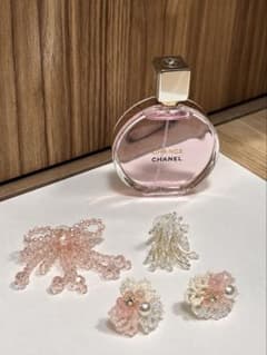 クロックス ジビッツビーズ 4個セットピンク フラワー リボン パール キラキラのサムネイル