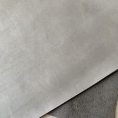 レザーハギレ ヌバック グレーのサムネイル