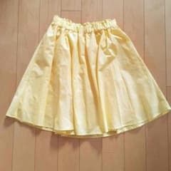 イエロー フレアスカートのサムネイル