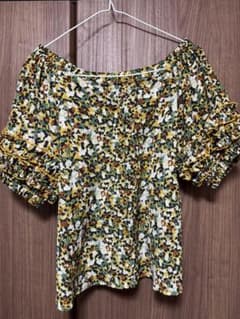 MAJESTIC LEGON 花柄カットソー　オフショルダーのサムネイル