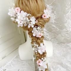 桜とかすみ草の髪飾り　アーティフィシャルフラワー/プリザーブドフラワーのサムネイル