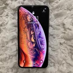 iPhone Xs Gold 256GB セール中‼️のサムネイル