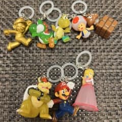 スーパーマリオ めじるしアクセサリー 8種 コンプリートセットのサムネイル