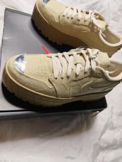 Nike Jordan 1 Brooklyn Low HF3184-200のサムネイル
