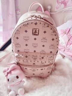 MCM リュックサック パウダーピンク 限定品のサムネイル