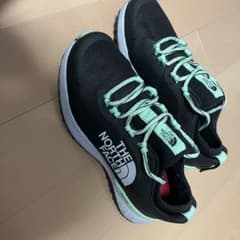 ノースフェイス スニーカーのサムネイル