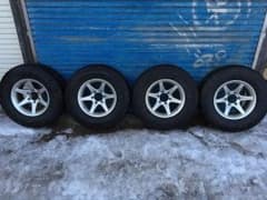 265/70r16 スタッドレスタイヤのサムネイル