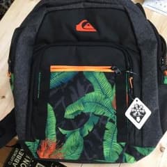クイックシルバーリュック  新品のサムネイル