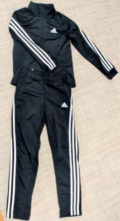 お値下げ☆adidas ジャージ上下セット ブラック 140のサムネイル