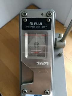 パスポート用証明写真カッター - メルカリ