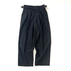 【未使用級】THE RERACS　グルカパンツ　ウールギャバ　25SS　黒　44 未使用級】THE RERACS グルカパンツ ウールギャバ 25SS 黒 44 - メルカリ