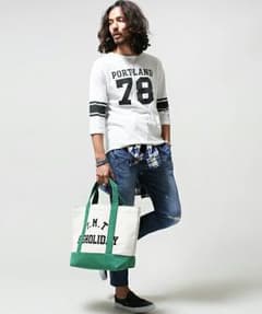 ナノユニバース チャンピオン フットボールTEEのサムネイル