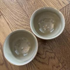 ベージュ 湯飲み 2個セットのサムネイル