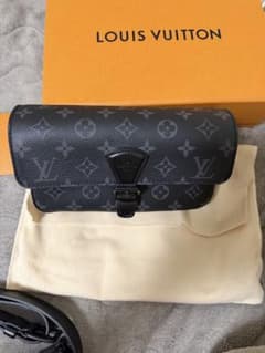 LOUIS VUITTON モンスリ・ウェアラブル ウォレットのサムネイル