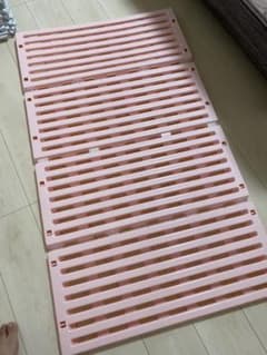 ベビー　折りたたみ　プラスチック　すのこ　　ピンクのサムネイル