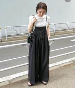 【美品】B.CSTOCK サロペットのみ　ブラックのサムネイル