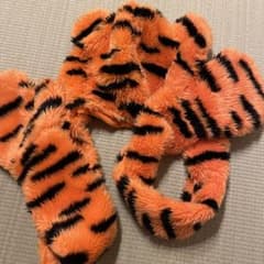ディズニー ティガー ファンキャップ マフラーのサムネイル