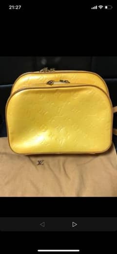 LOUIS VUITTONのサムネイル