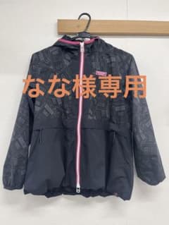 【なな様専用】ニューバランス レディース 防風 撥水 フルジップ パーカーのサムネイル