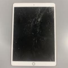 【nana様専用】iPad Pro10.5 WI-FI +cellularのサムネイル