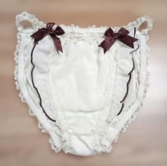 aimerfeel 廃盤品　フリルショーツ ホワイトのサムネイル
