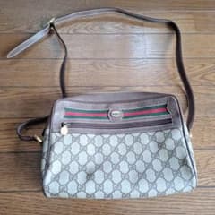 Gucci ショルダーバッグ 　オールドグッチのサムネイル