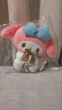 My Melody ぬいぐるみ 本体のサムネイル
