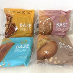 BASE BREAD 4種セット（カレー・ミルク・ストロベリー・栗あん）のサムネイル